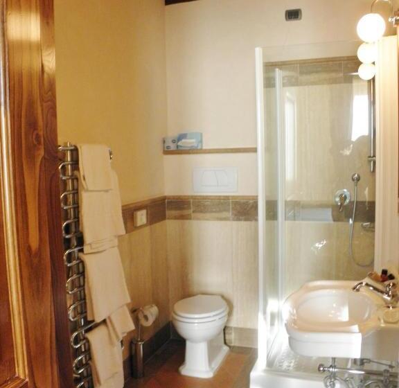 اتاق اکونومی, Locanda Poggioleone