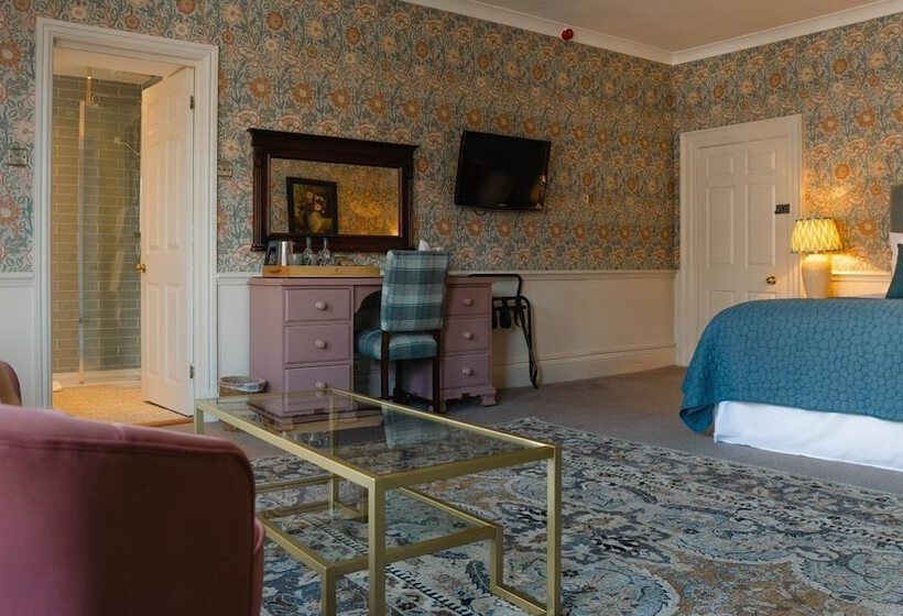 Семейный Номер, The Swan At Tarporley
