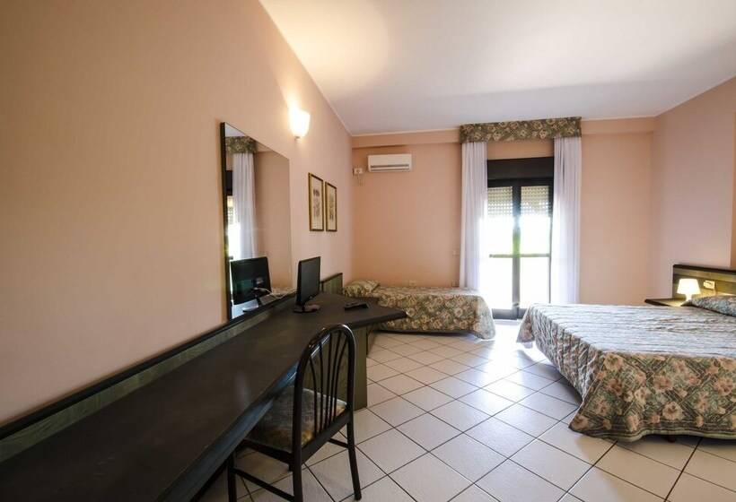 Quarto Estandar, Torre Del Sole