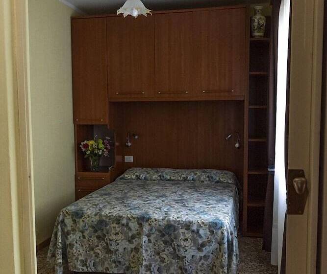 اتاق استاندارد چهار تخته, Villa Ruscello