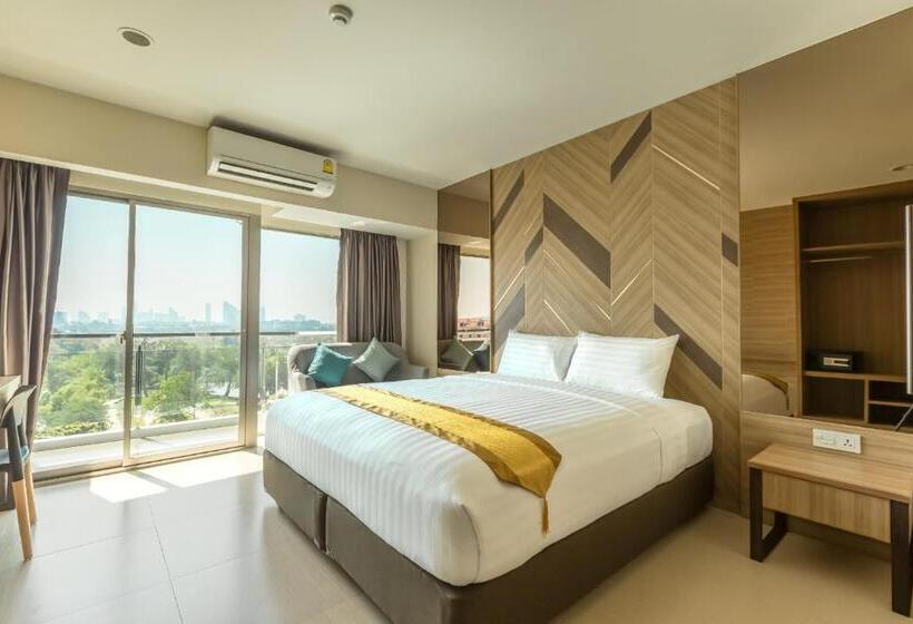 جناح عائلي, Paragon Grand Resort