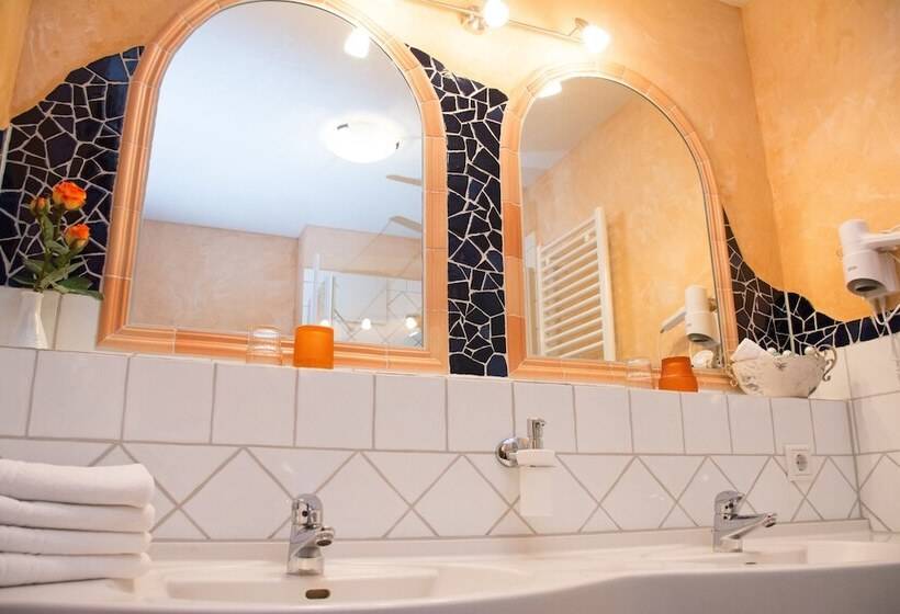 Апартаменты 1 Спальня, Casa Rustica   Eintrittskarten Für Den Europapark Erhalten Sie Garantiert über Uns!