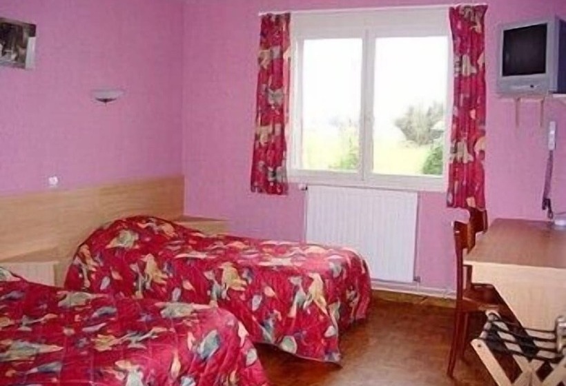 Номер Стандарт, Hôtel De Courteilles
