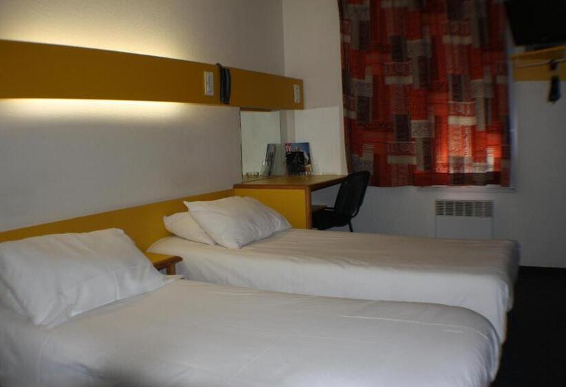 Номер Стандарт, Hôtel Quick Palace Tours Nord