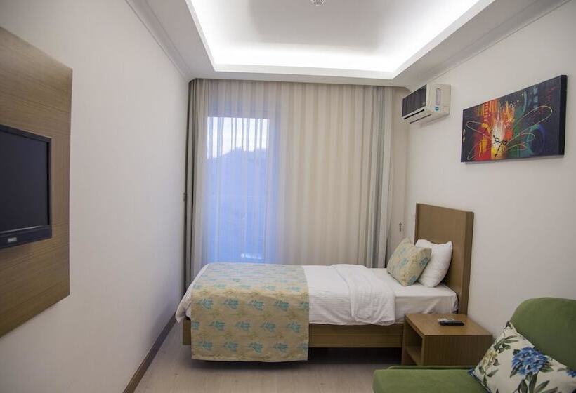 חדר משפחתי דלוקס, Yeniceri City