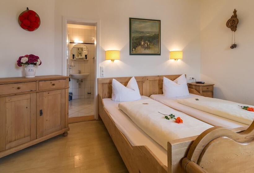 Номер Комфорт, Goldener Adler Oberried   Hotel & Appartements