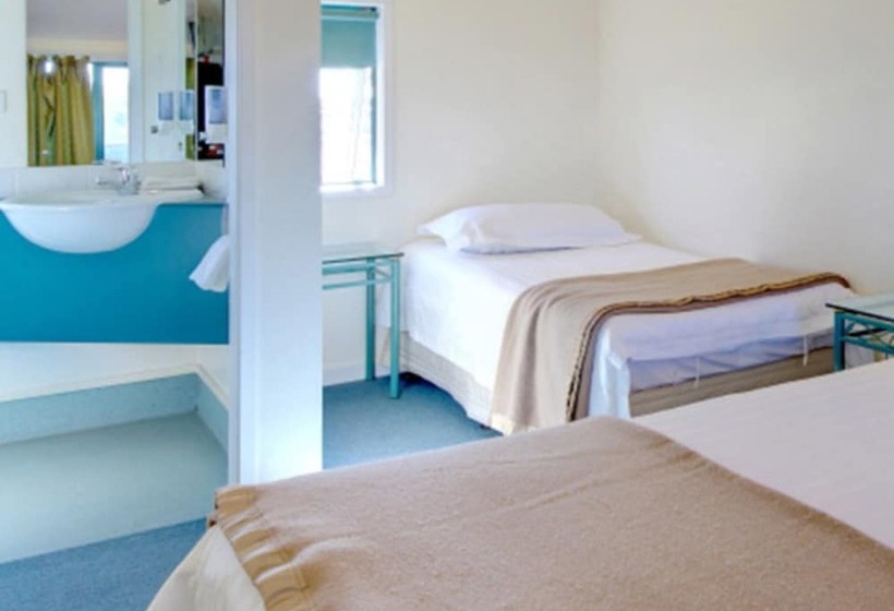 Семейный Номер, Rayland Motel