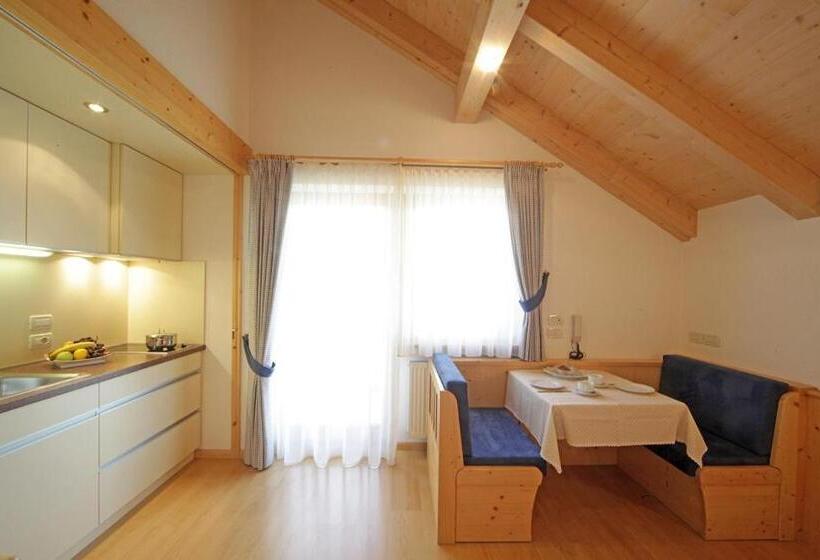 Студио Стандарт с Балконом, Apartments Lasteis