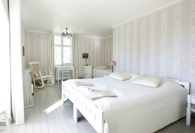 Семейный Номер Совместный Санузел, Tammiston Bed&breakfast