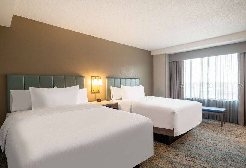 Люкс 2 Спальни, Homewood Suites By Hilton Toledo Downtown