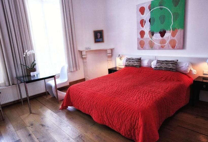 コンフォートルーム, Galerie Hotel Dis