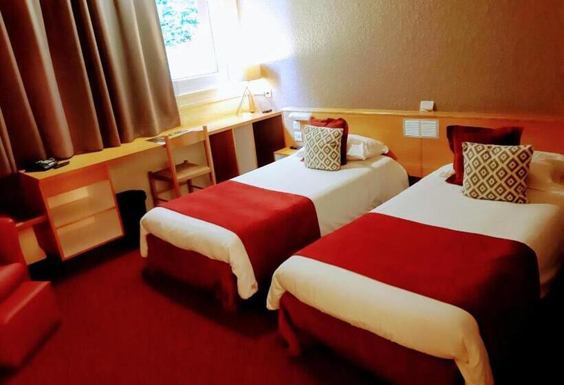 Номер Стандарт, Logis Hôtel Atrium Epinal Golbey Chavelot