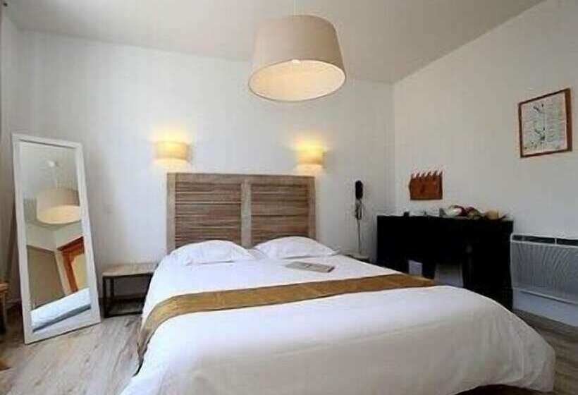 Номер Стандарт, Logis Le Relais Marine