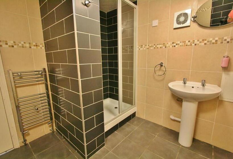 اتاق استاندارد یک نفره, Central Hotel Cheltenham By Roomsbooked