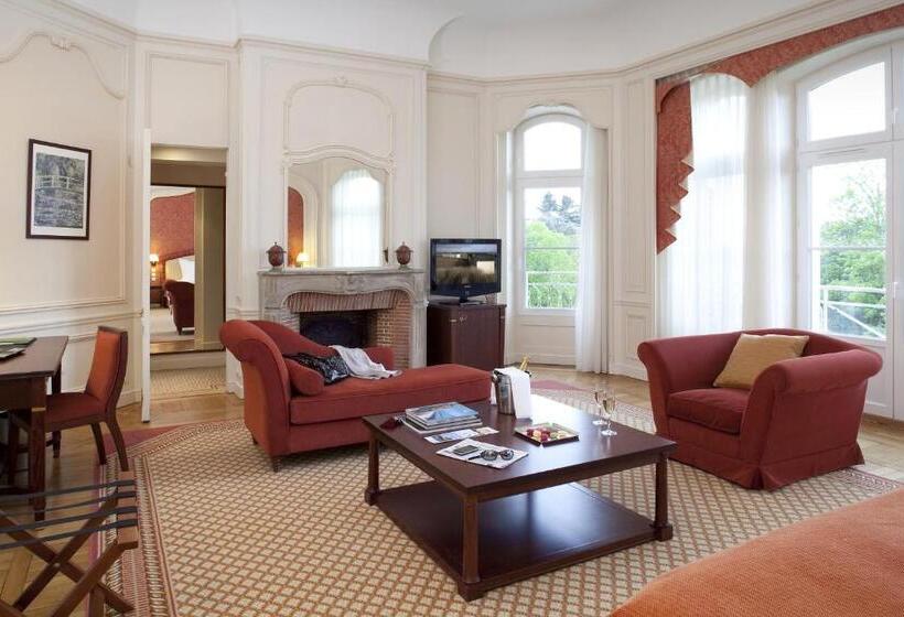 Полулюкс, Le Domaine Des Roches, Hotel & Spa