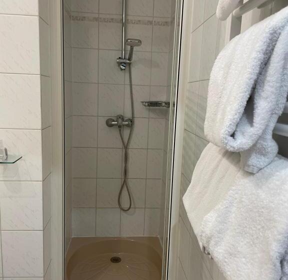 غرفة قياسية ثلاثية, Hôtel Porte Mars Reims Gare Centre Arena