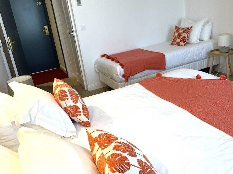 Номер Стандарт Трехместный, Hôtel Porte Mars Reims Gare Centre Arena