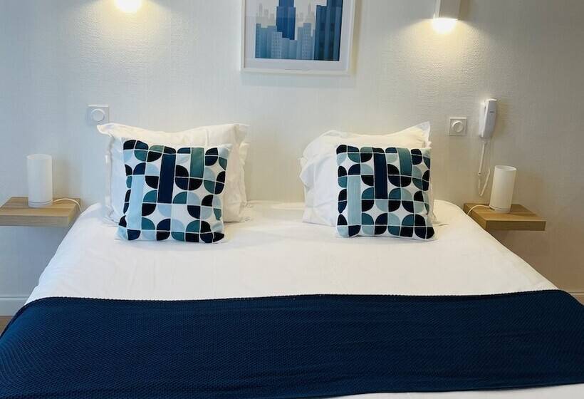 غرفة قياسية ثلاثية, Hôtel Porte Mars Reims Gare Centre Arena