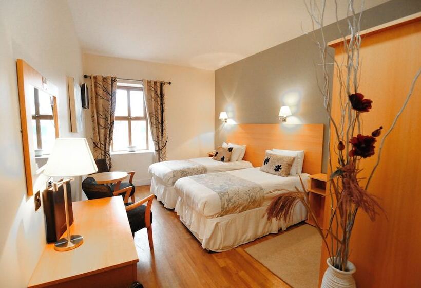Номер Стандарт, The Coach House