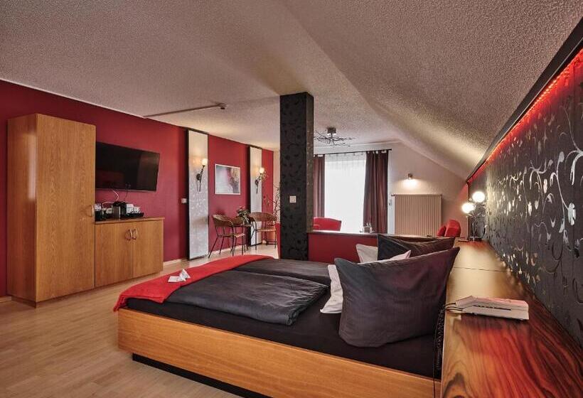Люкс Повышенной Комфортности, Tiptop Hotel Am Hochrhein
