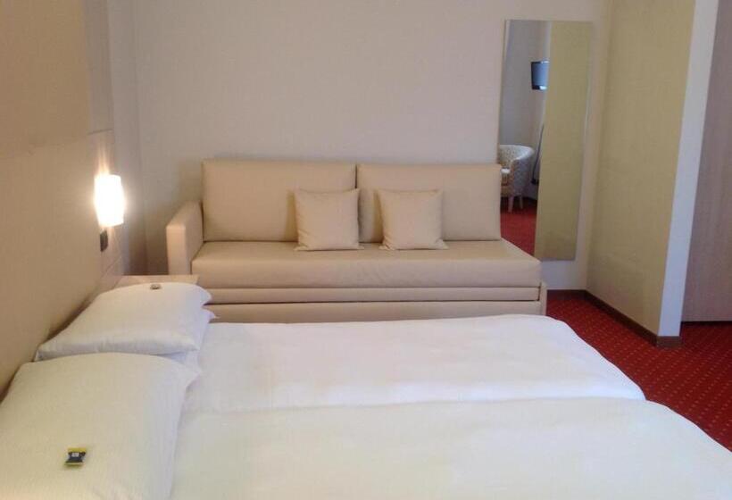 Номер Стандарт Трехместный, Villa Ca  Nova S