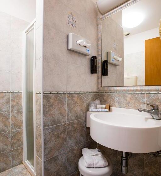Номер Стандарт, Miramare Hotel Ristorante Convegni