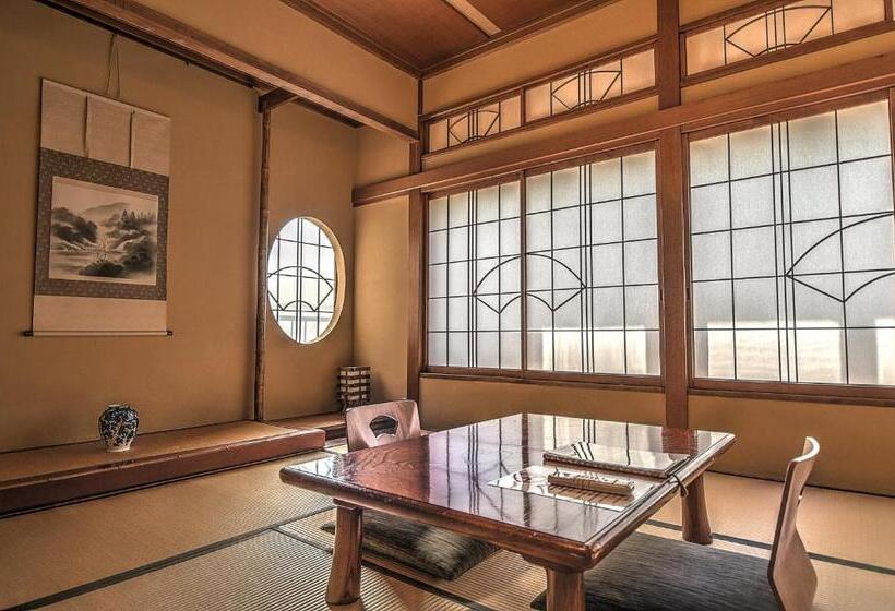Номер Стандарт Вид на Реку, K S House Ito Onsen  Historical Ryokan Hostel