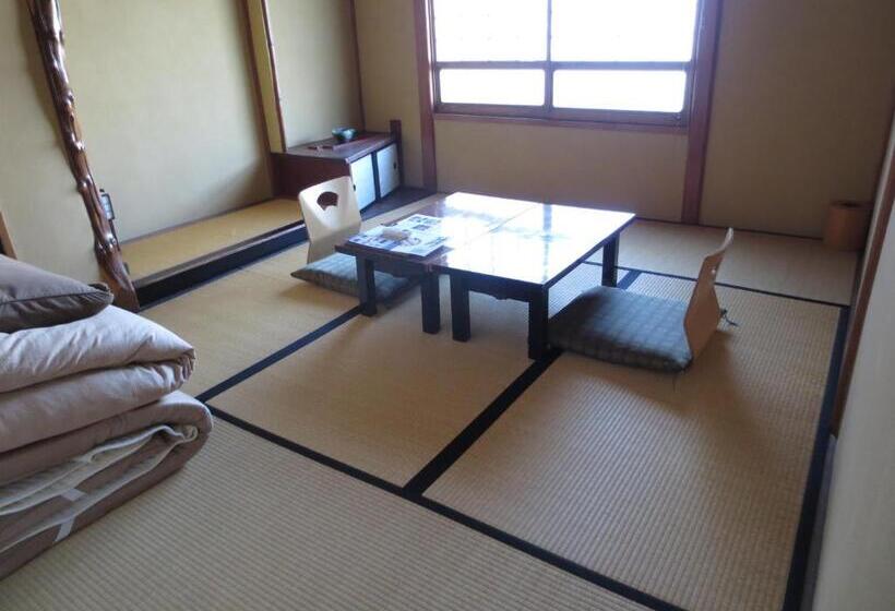Трехместный Номер Стандарт Совместная Ванная, K S House Ito Onsen  Historical Ryokan Hostel