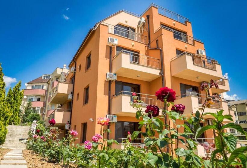 Апартаменты Deluxe 1 Спальня, City Blagoevgrad Family