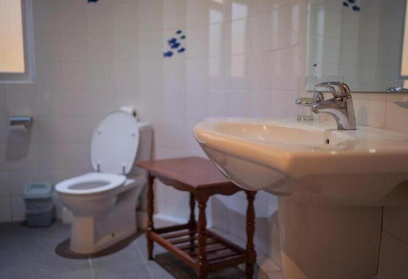 اتاق استاندارد یک نفره, Gold Beach Resort
