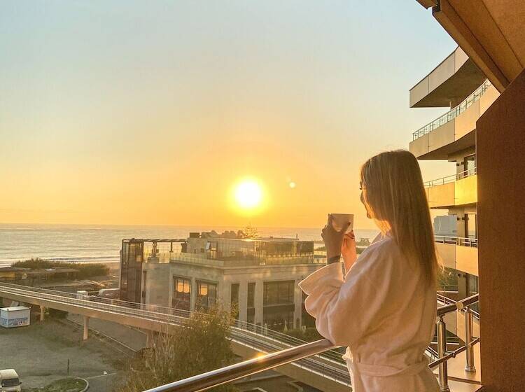 جناح جونيور مطلّ علي البحر, Grand Hotel Pomorie   Medical Spa