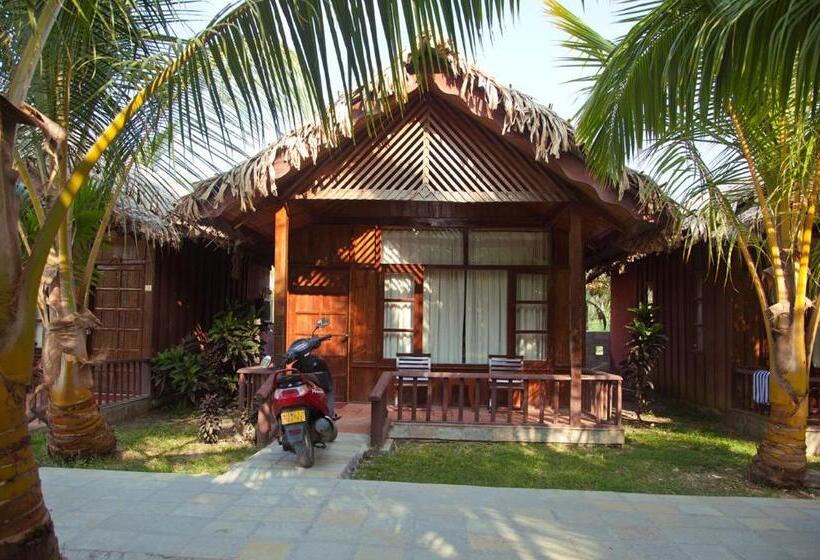 Хижина, Symphony Palms Beach Resort And Spa
