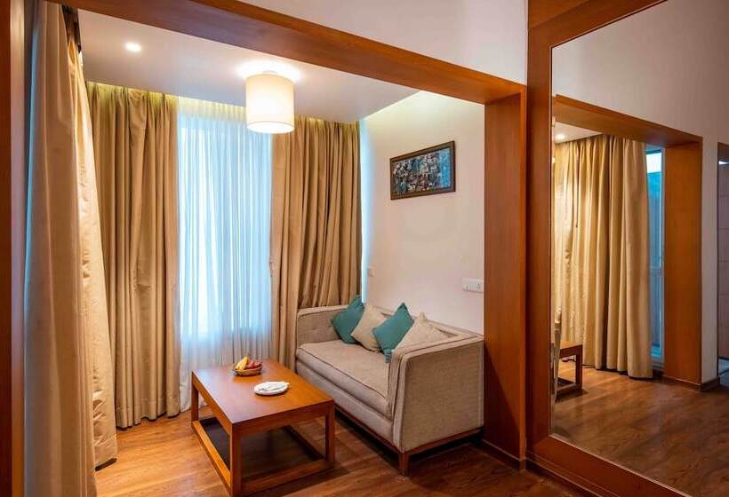 스탠다드 룸, The Fern Surya Resort Kasauli Hills, Dharampur