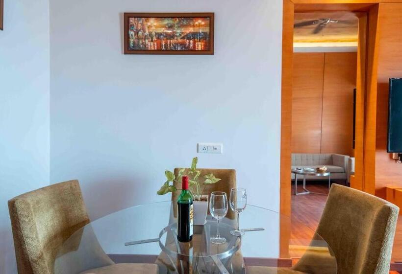 클럽 스위트, The Fern Surya Resort Kasauli Hills, Dharampur