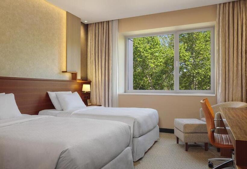 古典房间, Four Points By Sheraton Kecskemét Hotel és Konferenciaközpont