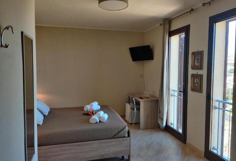 اتاق استاندارد با تخت بزرگ, Raggi Di Sole