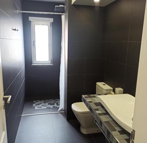 Люкс Повышенной Комфортности, Supertubos House Peniche