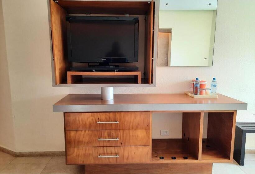 デラックスルーム, Artisan Family Hotels And Resort Collection Playa Esmeralda