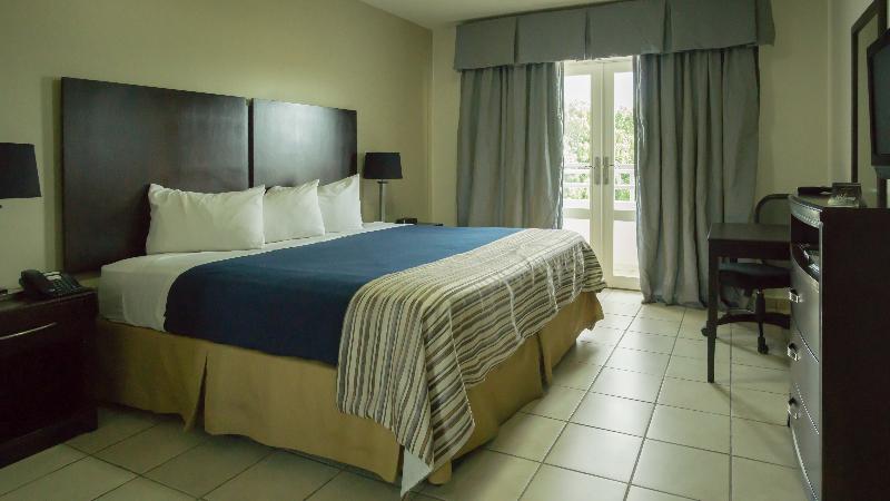 キングサイズベッドのスイートルーム, Artisan Family Hotels And Resort Collection Playa Esmeralda