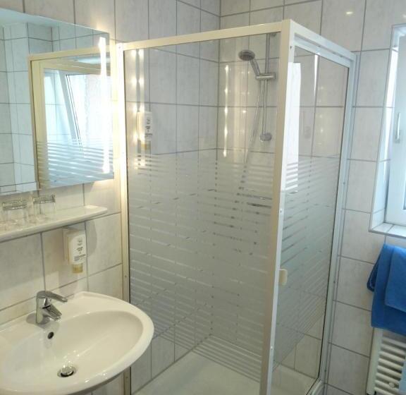 اتاق استاندارد یک نفره, Jakoberhof