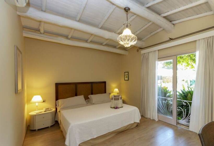 Классический Номер, Simius Playa
