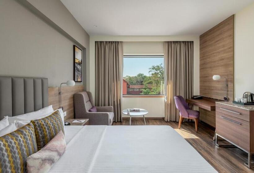 Номер Superior Вид на Город, Vivanta Mangalore Oldport Road   Formerly Known As Taj Manjarun
