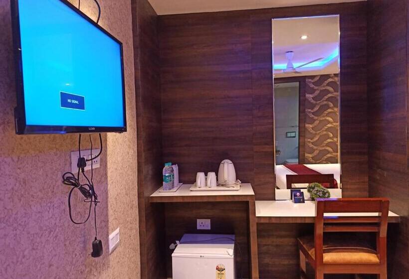 اتاق لوکس, A P Home S   A Boutique