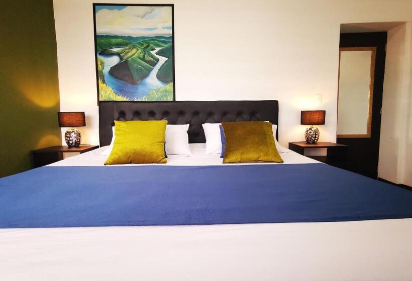 Deluxe Suite King Bed, El Solar Casa