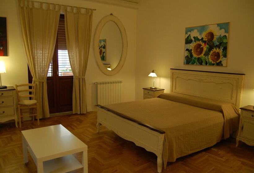标准间, Federico Secondo B&b