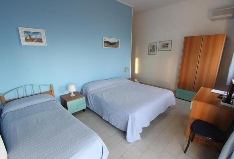 Triple Room Sea View, Ristorante La Scogliera   Nuova Gestione