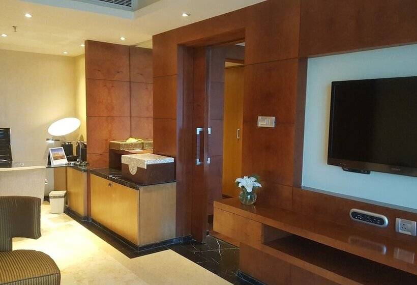 豪华套房, Vivanta Hyderabad Begumpet