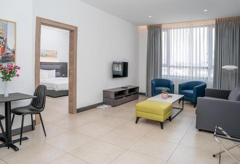 سوئیت جونیور خانوادگی, Liv Weibdeh Hotel Suites