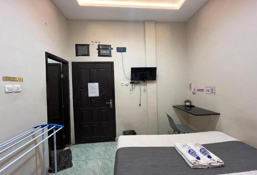 디럭스 룸, Steze Guesthouse Syariah Mendalo