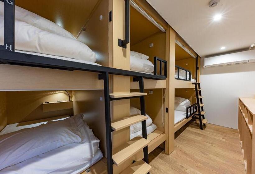 Кровать в Общей Комнате, Plat Hostel Keikyu Kamakura Wave